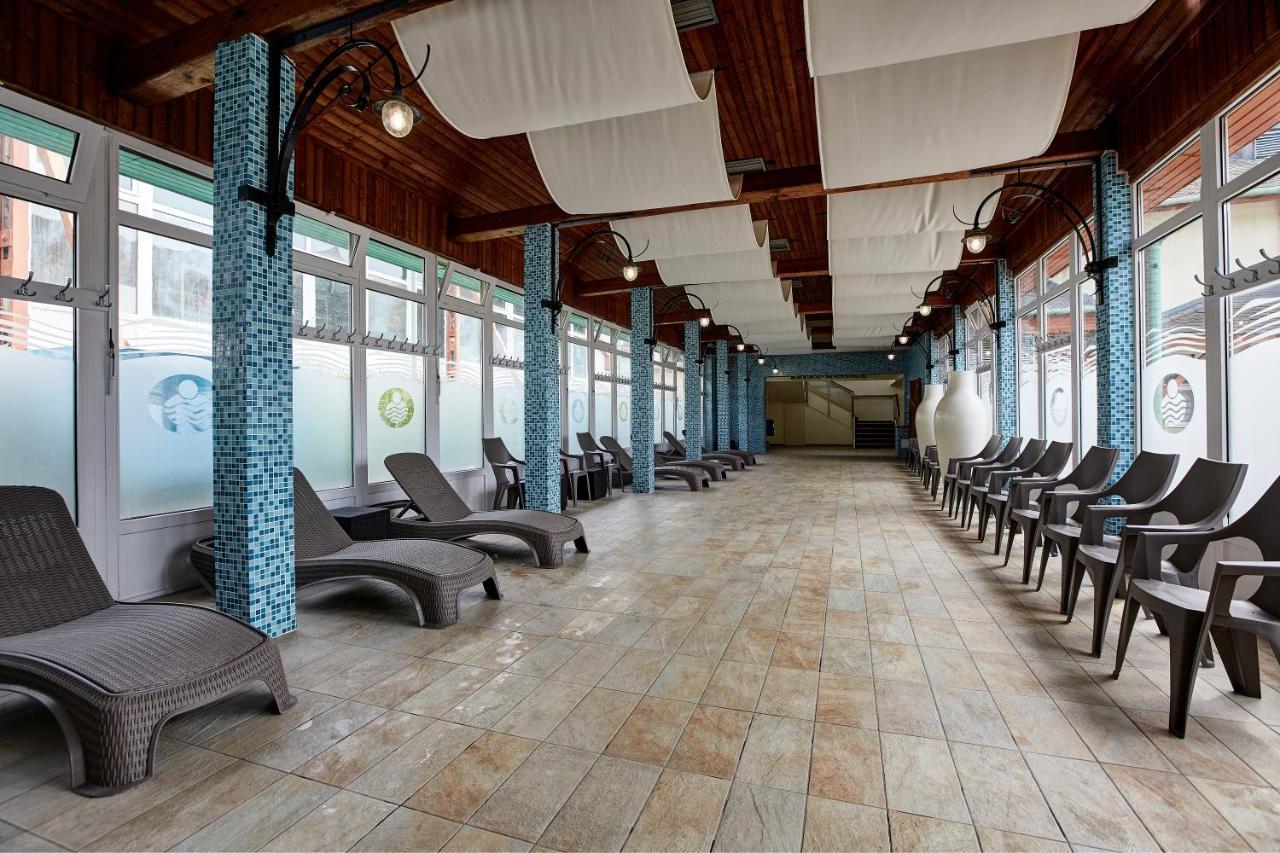 Aqua Hotel Termal Mosonmagyarovar Ngoại thất bức ảnh