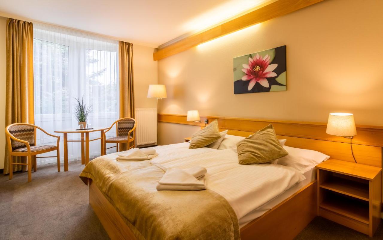 Aqua Hotel Termal Mosonmagyarovar Ngoại thất bức ảnh