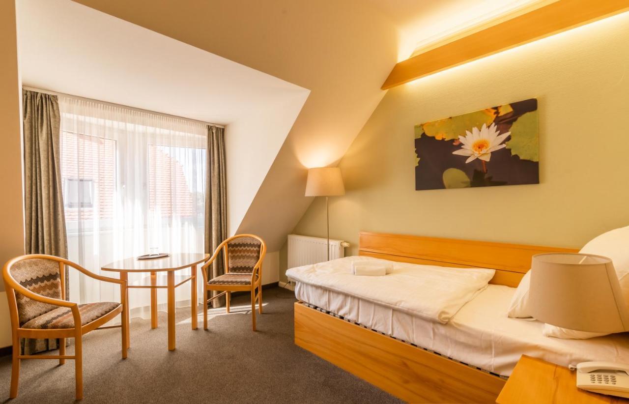Aqua Hotel Termal Mosonmagyarovar Ngoại thất bức ảnh