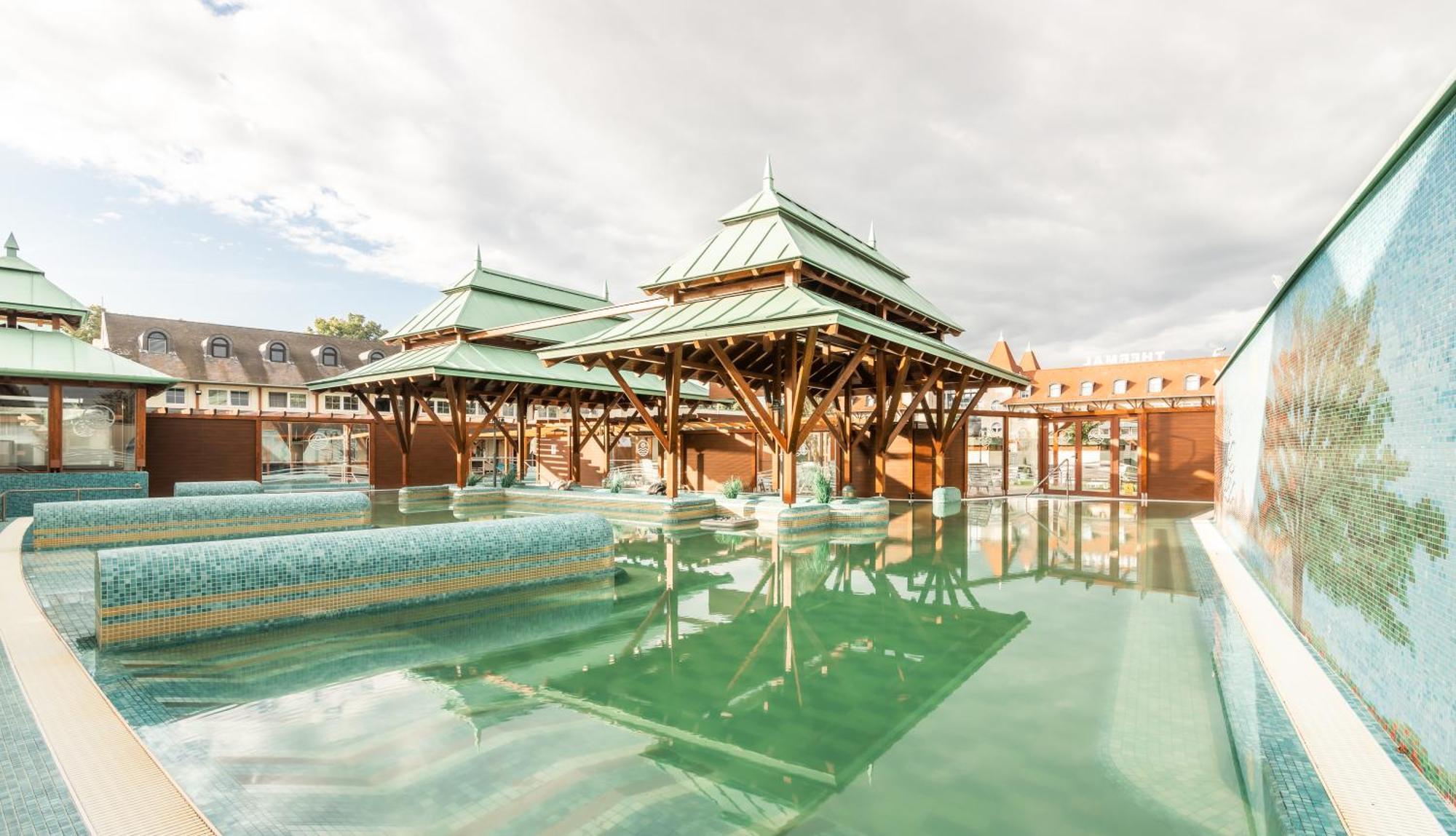 Aqua Hotel Termal Mosonmagyarovar Ngoại thất bức ảnh