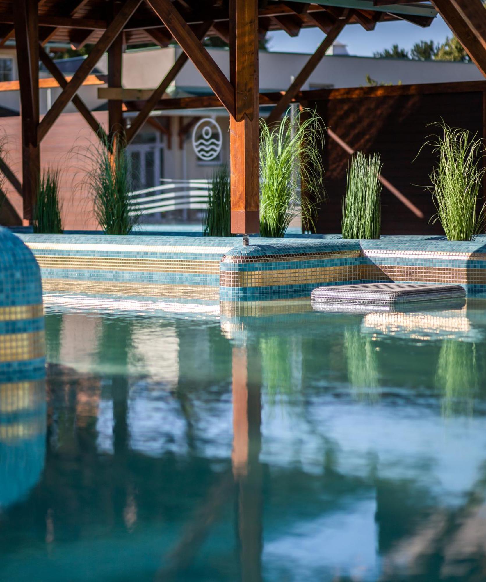 Aqua Hotel Termal Mosonmagyarovar Ngoại thất bức ảnh