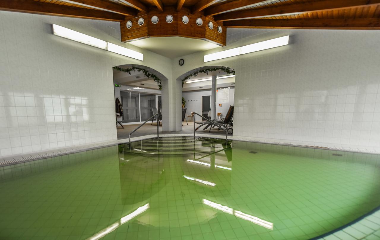Aqua Hotel Termal Mosonmagyarovar Ngoại thất bức ảnh