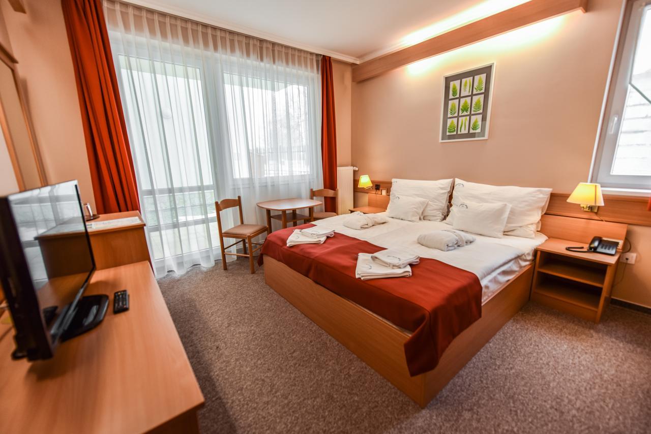 Aqua Hotel Termal Mosonmagyarovar Ngoại thất bức ảnh